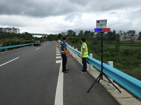 武汉高速公路钢护栏